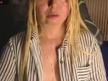 Chaturbate Sex Cam of rosse_meyer