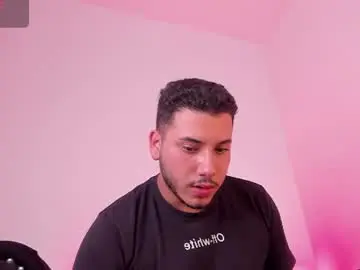 Chaturbate Live Porn of axel_grey_