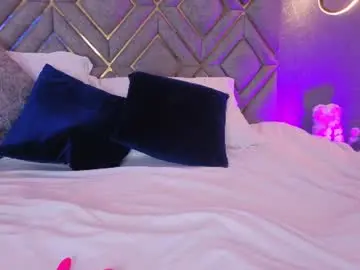 Chaturbate Live Sex Cam of bellaa_swant