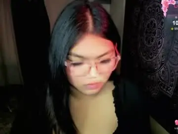 Chaturbate Live Porn of louheart