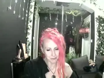 Chaturbate Live Sex Cam of saucysky