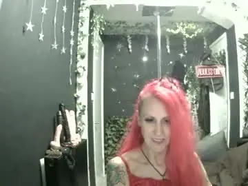 Chaturbate Live Sex Cam of saucysky