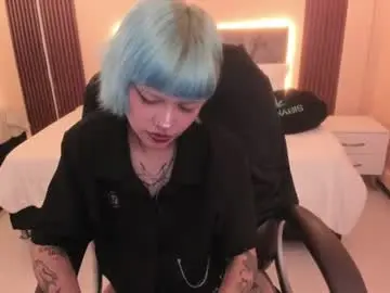 Chaturbate Live Sex Cam of bela_craxkerr