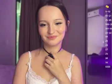 Chaturbate Watch Live Sex Cams of cute_emiliya