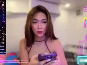 Chaturbate Live Sex Cam of princesscutiexx