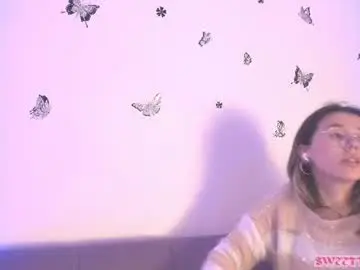 Chaturbate Live Sex Cam of sweettvera_