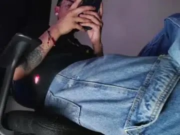 Chaturbate Live Sex Cam of zac_watson