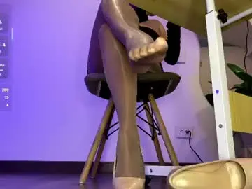 Chaturbate Sex Chat of amandasilkheels_