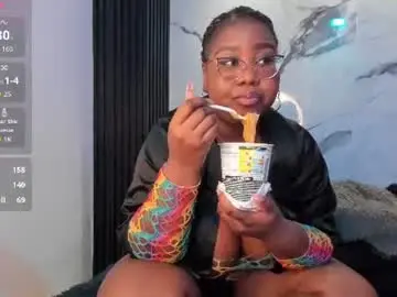 Chaturbate Live Sex of darnellqueen