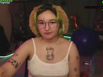 Chaturbate Live Sex of frogessjay