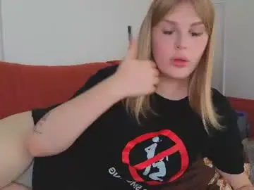 Chaturbate Live Sex of krisi_myrr