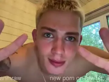 Chaturbate Live Sex Cam of lil_addy