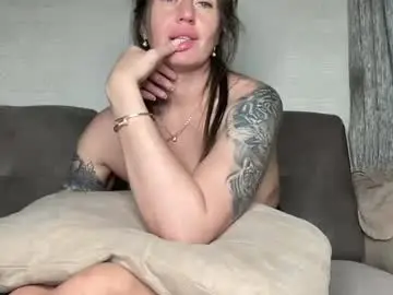 Chaturbate Adult Video Chat of little_princess777