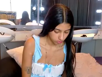 Chaturbate Adult Video Chat of littlejennifer18