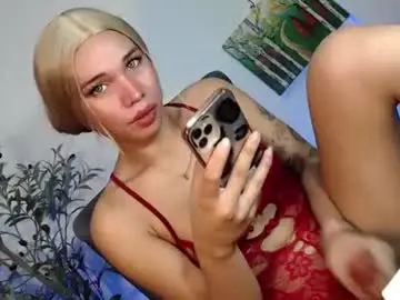 Chaturbate Live Porn of lucy_juicy18