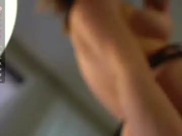 Chaturbate Live Sex Cam of lunatouch
