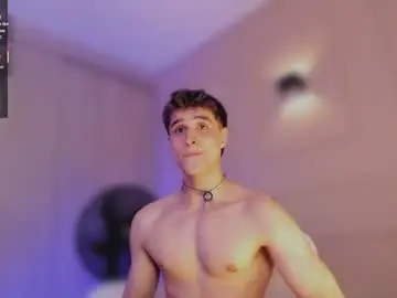 Chaturbate Best live sex cam show of thomklein