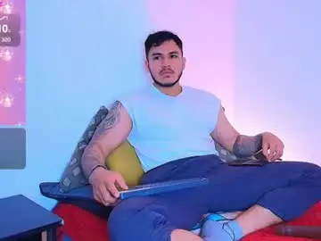 Chaturbate Nude Webcam of ariies13