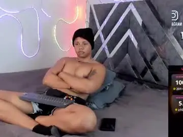 Chaturbate Free Porn Cam of davidporte20