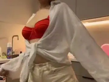 Chaturbate Live Sex Cam of lunaeuphoria
