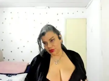Chaturbate Best live sex cam show of vikyadams