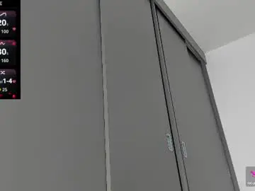 Chaturbate Watch Live Sex Cams of iamjulian_