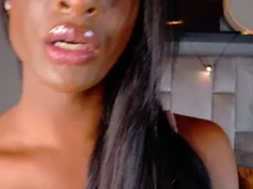 Chaturbate Free Live Porn of nahomicampbell_