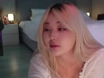 Chaturbate Best live sex cam show of seduza_hyun