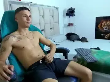 Chaturbate Live Sex of andrew_lover21