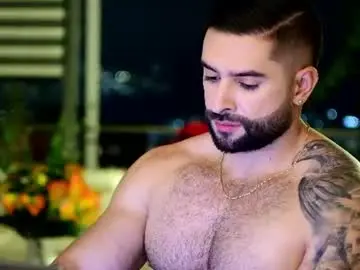 Chaturbate Live Porn of lukhass