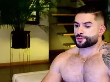 Chaturbate Nude Webcam of lukhass