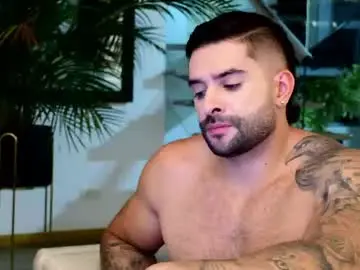 Chaturbate Live Porn of lukhass