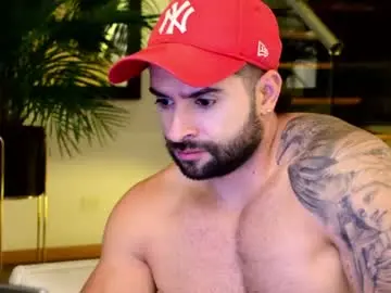 Chaturbate Best live sex cam show of lukhass