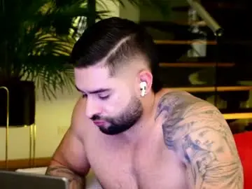 Chaturbate Best live sex cam show of lukhass