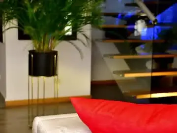 Chaturbate Live Sex Cam of lukhass