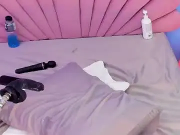 Chaturbate Best live sex cam show of sharlotthe_bigass