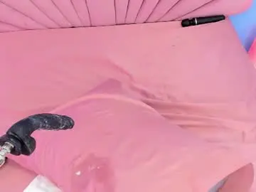 Chaturbate Live Sex Cam of sharlotthe_bigass
