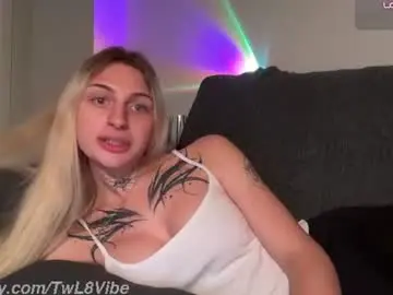 Chaturbate Live Sex of twl8vibe