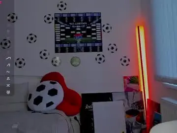 Chaturbate Live Sex Cam of andrea__bass