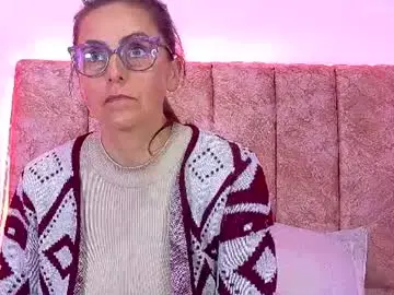 Chaturbate Nude Webcam of ava_raye