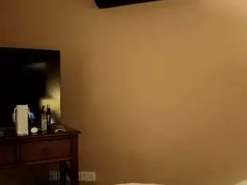Chaturbate Live Sex Cam of bitter_moon