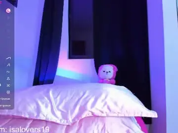Chaturbate Live Sex Cam of isa_lovers