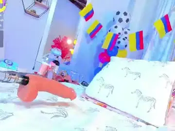 Chaturbate Watch Live Sex Cams of liaantonella69