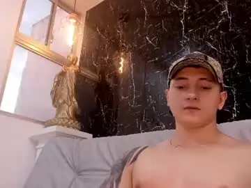Chaturbate Live Porn of zack_miller24