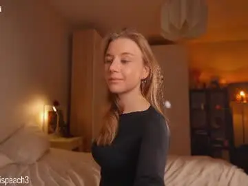 Chaturbate Live Sex Cam of alexispeach