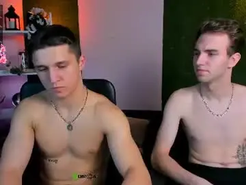 Chaturbate Live Porn of astren_villo