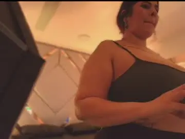 Chaturbate Free Live Porn of mia_pembroke_