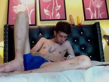 Chaturbate Live Sex Cam of skinny_boy_x