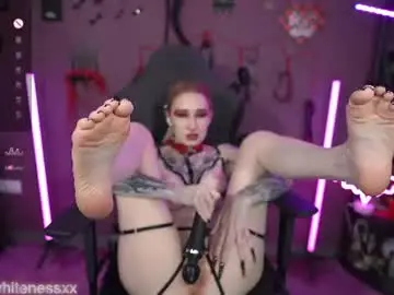 Chaturbate Live Porn of amywhitenessxx
