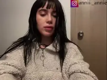 Chaturbate Free Porn Cam of annie_snow_